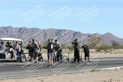 media/Jan-15-2026-Racers Edge (Thu) [[dfebeb70ab]]/1-Around the Pits-Track Walk/